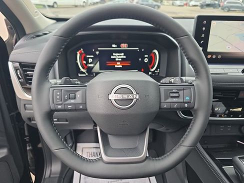 New 2026 Nissan Rogue Platinum AWD/4WD image 14
