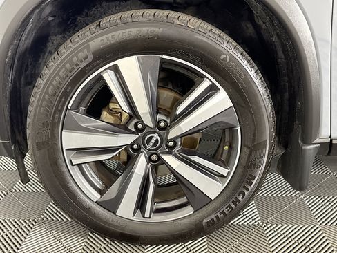 Used 2023 Nissan Rogue Platinum FWD image 36