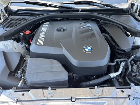 Used 2025 BMW 330i Sedan w/ Premium Package image 36