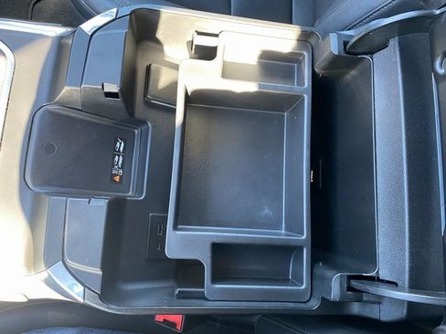 Used 2024 Chevrolet Silverado 2500 LTZ w/ LTZ Convenience Package image 21