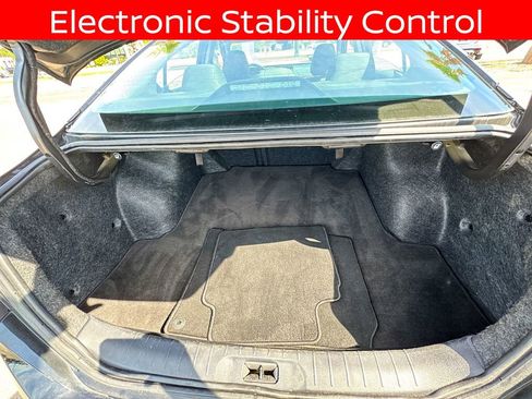 Used 2024 Nissan Altima 2.5 SV FWD image 10