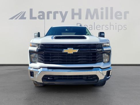 Used 2025 Chevrolet Silverado 2500 W/T w/ WT Convenience Package AWD/4WD image 8