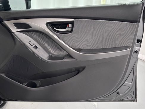 Used 2013 Hyundai Elantra GLS w/ Preferred Pkg FWD image 20