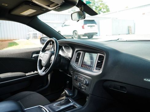 Used 2023 Dodge Charger SXT RWD image 14