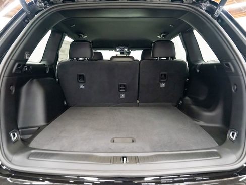 New 2026 Jeep Grand Cherokee Altitude image 8