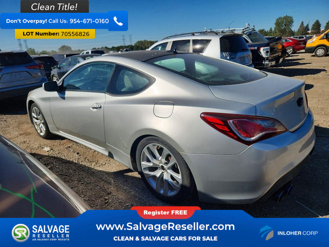 Used 2013 Hyundai Genesis 2.0T RWD image 3