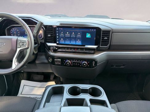 Used 2026 Chevrolet Silverado 1500 LT Trail Boss AWD/4WD image 11