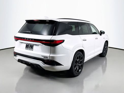 New 2026 Lexus TX 500h AWD image 5