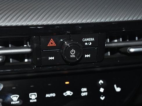 New 2026 Nissan Kicks SR w/ SR Premium Package image 10