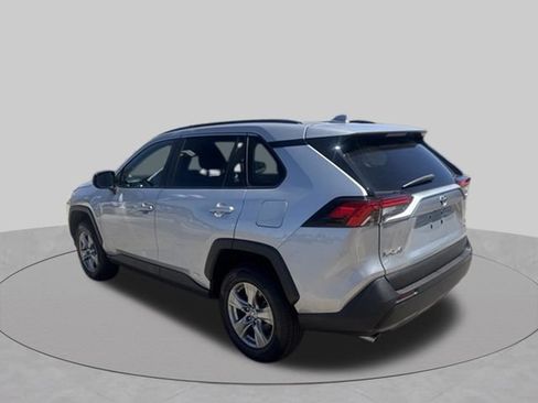 Used 2024 Toyota RAV4 LE AWD/4WD image 3