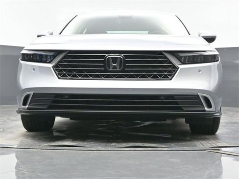 Certified 2023 Honda Accord Touring image 20