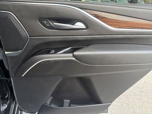 Used 2023 Cadillac Escalade Premium Luxury w/ Performance Package image 14