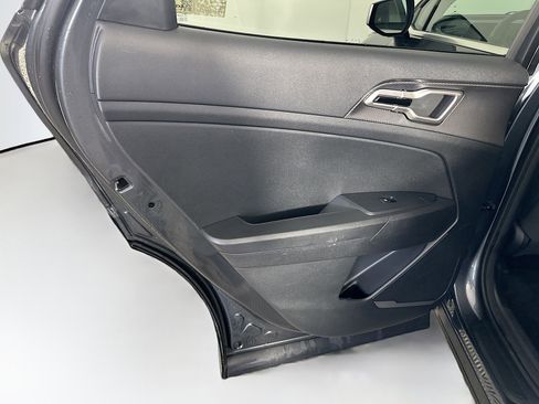 Used 2025 Kia Sportage LX image 25