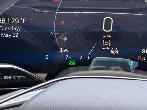 New 2026 Cadillac Optiq Luxury 2 w/ LPO, Floor Liner Package AWD/4WD image 27