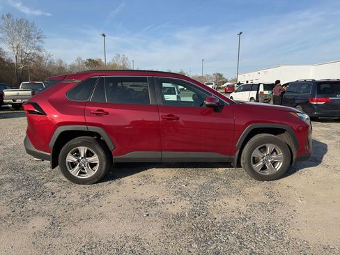 Used 2023 Toyota RAV4 XLE w/ Convenience Package image 6