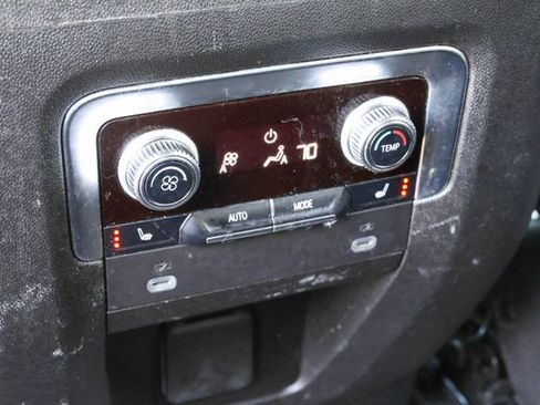 Used 2024 GMC Yukon AT4 w/ LPO, Floor Liner Package AWD/4WD image 21