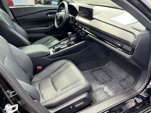 Certified 2025 Honda Accord Sport image 31