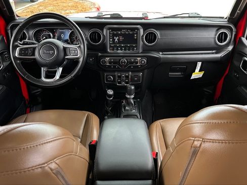 Used 2022 Jeep Wrangler Unlimited Sahara w/ LED Lighting Group AWD/4WD image 31