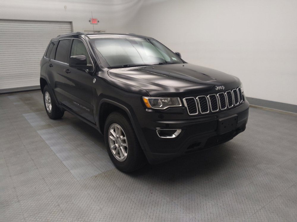 Used 2019 Jeep Grand Cherokee Laredo AWD/4WD image 13