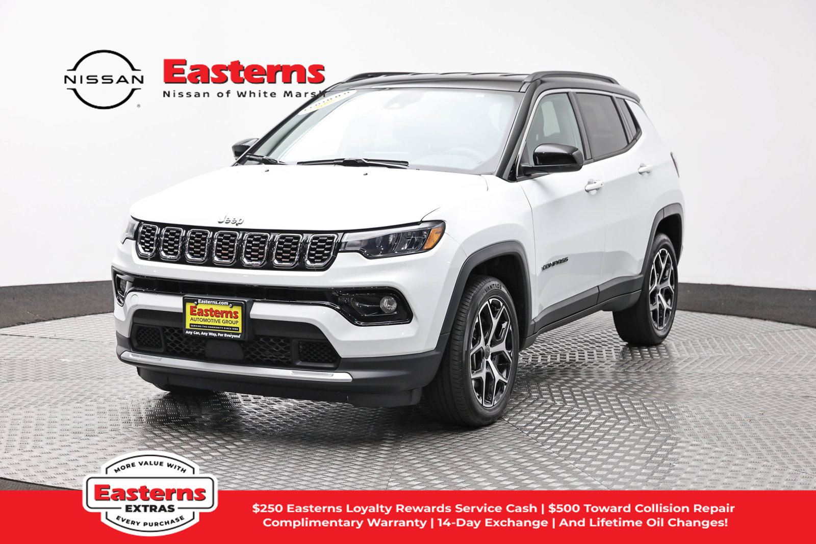 Used 2025 Jeep Compass Limited AWD/4WD image 1