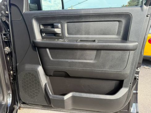 Used 2015 RAM 1500 Express w/ Black Ram 1500 Express Group AWD/4WD image 20