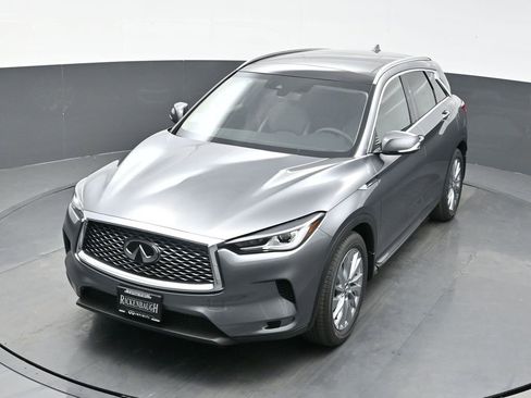 Used 2025 INFINITI QX50 Luxe image 18
