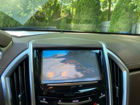 Used 2015 Cadillac SRX Performance w/ Driver Awareness Package AWD/4WD image 16