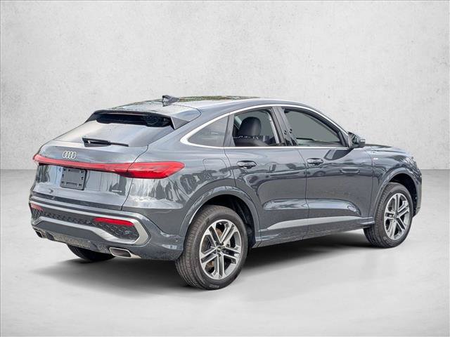 New 2026 Audi Q5 Premium Plus w/ Premium Plus AWD/4WD image 2