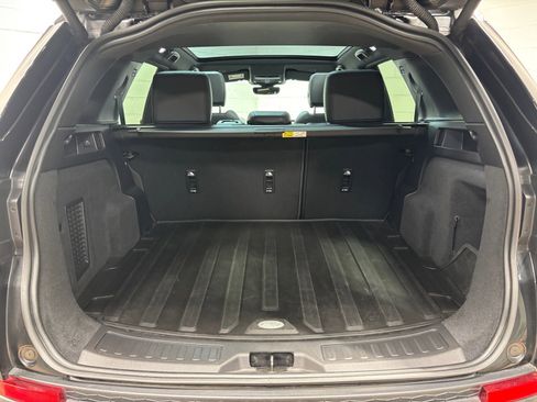 Used 2023 Land Rover Discovery Sport SE AWD/4WD image 42