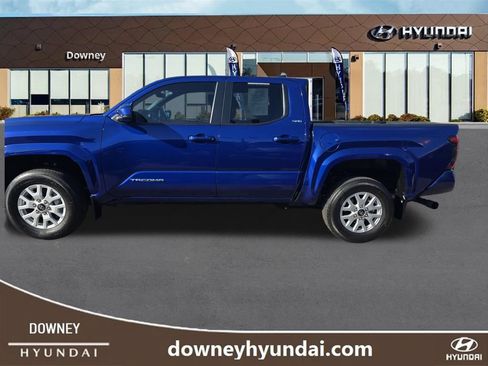 Used 2024 Toyota Tacoma SR5 RWD image 2