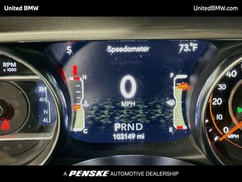 Used 2019 Jeep Wrangler Unlimited Sahara AWD/4WD image 14