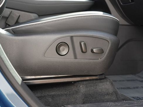 Used 2025 Buick Enclave Preferred image 30