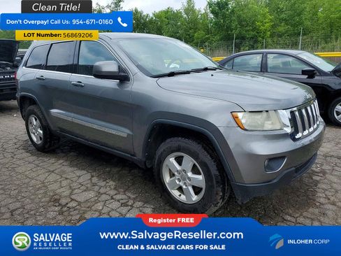 Used 2013 Jeep Grand Cherokee Laredo w/ Laredo E Group AWD/4WD image 5