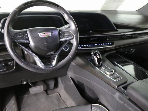 Used 2024 Cadillac Escalade Sport image 11