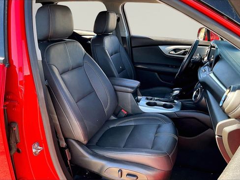 Used 2024 Chevrolet Blazer LT image 29