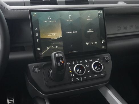 New 2026 Land Rover Defender 110 V8 image 15