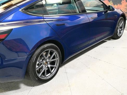 Used 2023 Tesla Model 3 Standard Range RWD image 8