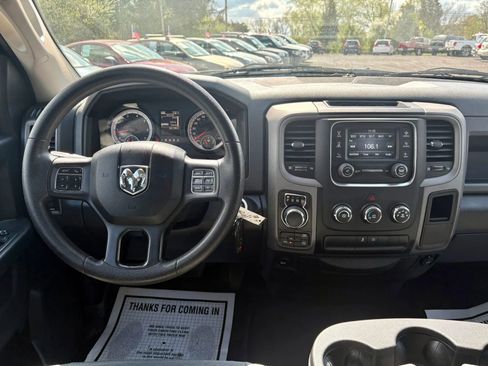 Used 2017 RAM 1500 Express w/ Black Ram 1500 Express Group image 26