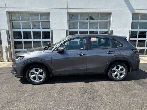 Used 2024 Honda HR-V LX image 3