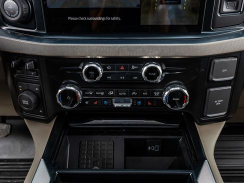 Used 2026 Ford F450 Platinum w/ Platinum Plus Package AWD/4WD image 27