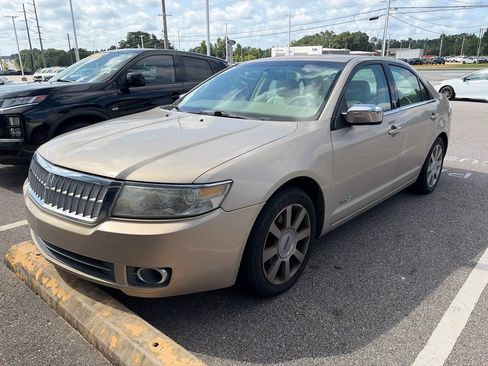 Used 2007 Lincoln MKZ FWD image 2