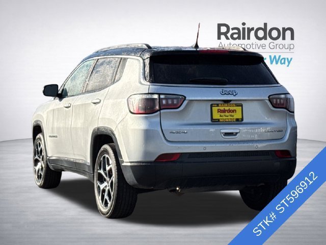 Used 2025 Jeep Compass Limited AWD/4WD image 4