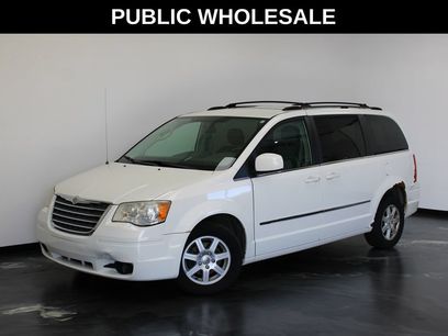 Used 2009 Chrysler Town & Country Touring