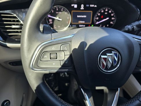 Used 2022 Buick Envision Avenir w/ Technology Package II image 11