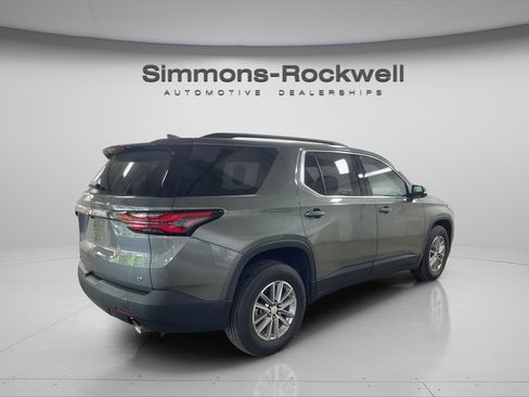 Used 2022 Chevrolet Traverse LT AWD/4WD image 5