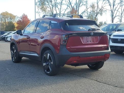 New 2026 Nissan Kicks SR w/ Cold Weather Package image 3