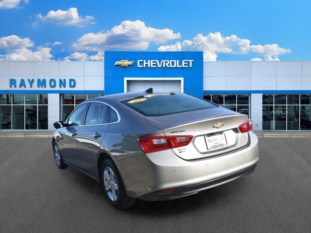 Certified 2025 Chevrolet Malibu LS FWD image 6