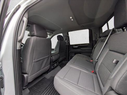 Used 2025 GMC Sierra 2500 SLE w/ SLE Value Package; image 20