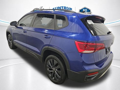 Used 2022 Volkswagen Taos S FWD image 11