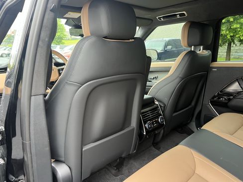 Used 2025 Land Rover Range Rover Sport Autobiography AWD/4WD image 34